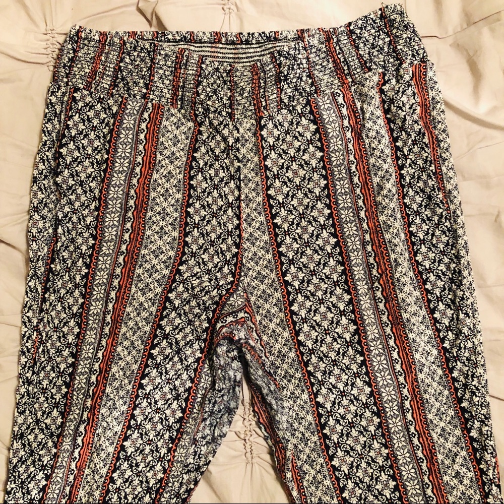 Boho pattern Pants 2/$15 (Bundle to save) - Picture 6 of 11